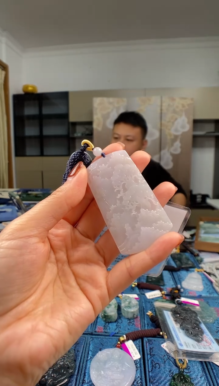 颈饰未镶嵌翡翠多样性发其一