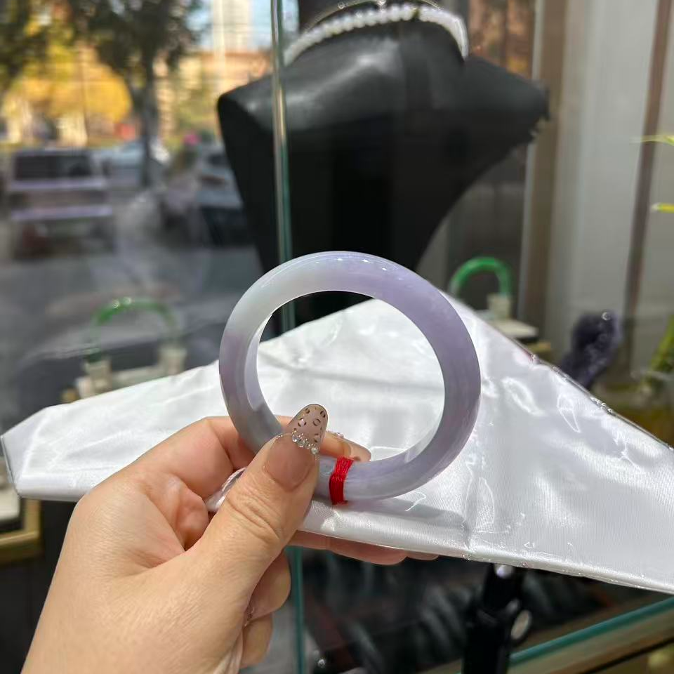 0777-56.7#-12.2-9.2mm天然缅甸翡翠玉石手镯女款紫色