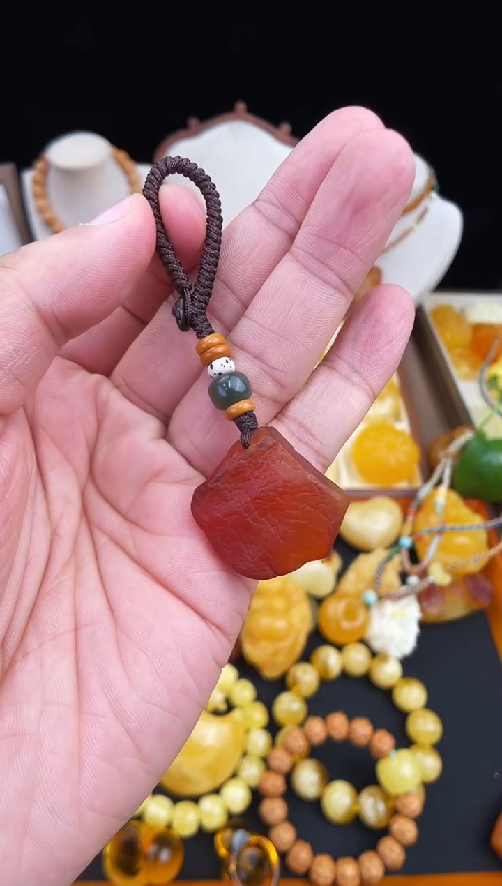 琥珀未镶嵌珠宝奇石柒月