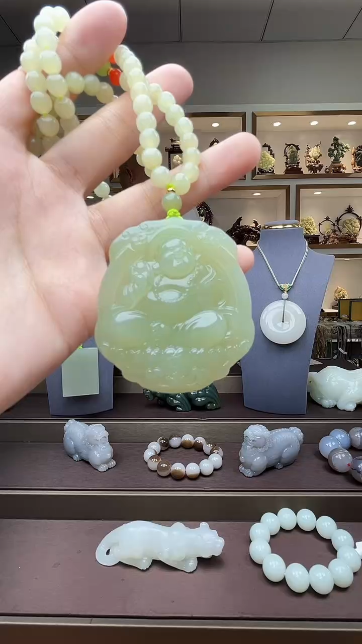 和田玉未镶嵌颈饰苏