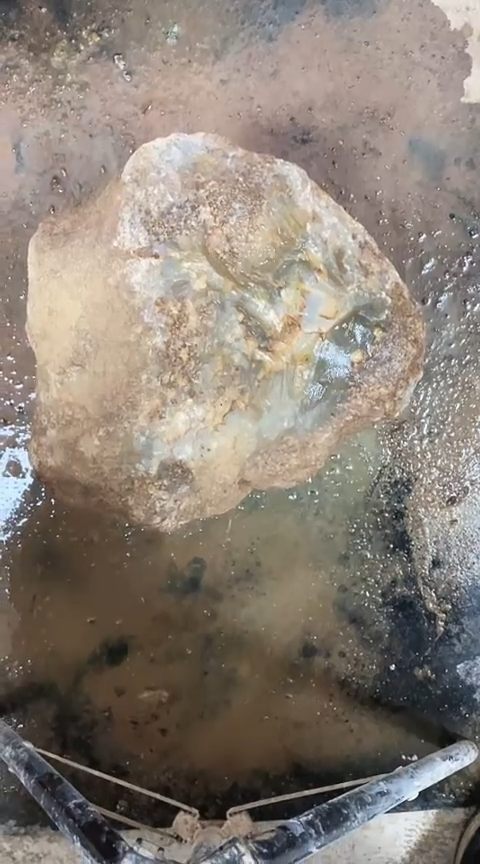 定制玛瑙臻****块原石1002950