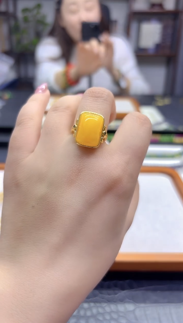 14K金镶嵌蜜蜡戒指DIY款J97