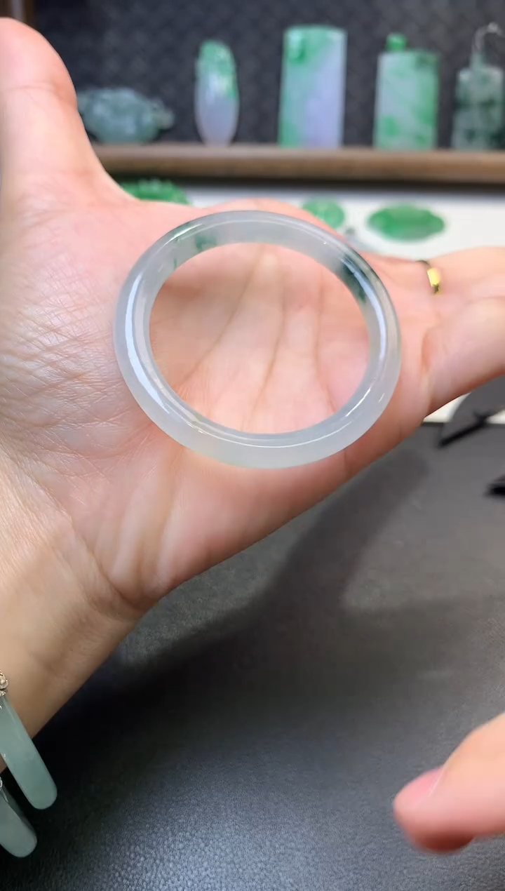 未镶嵌定制翡翠毛货