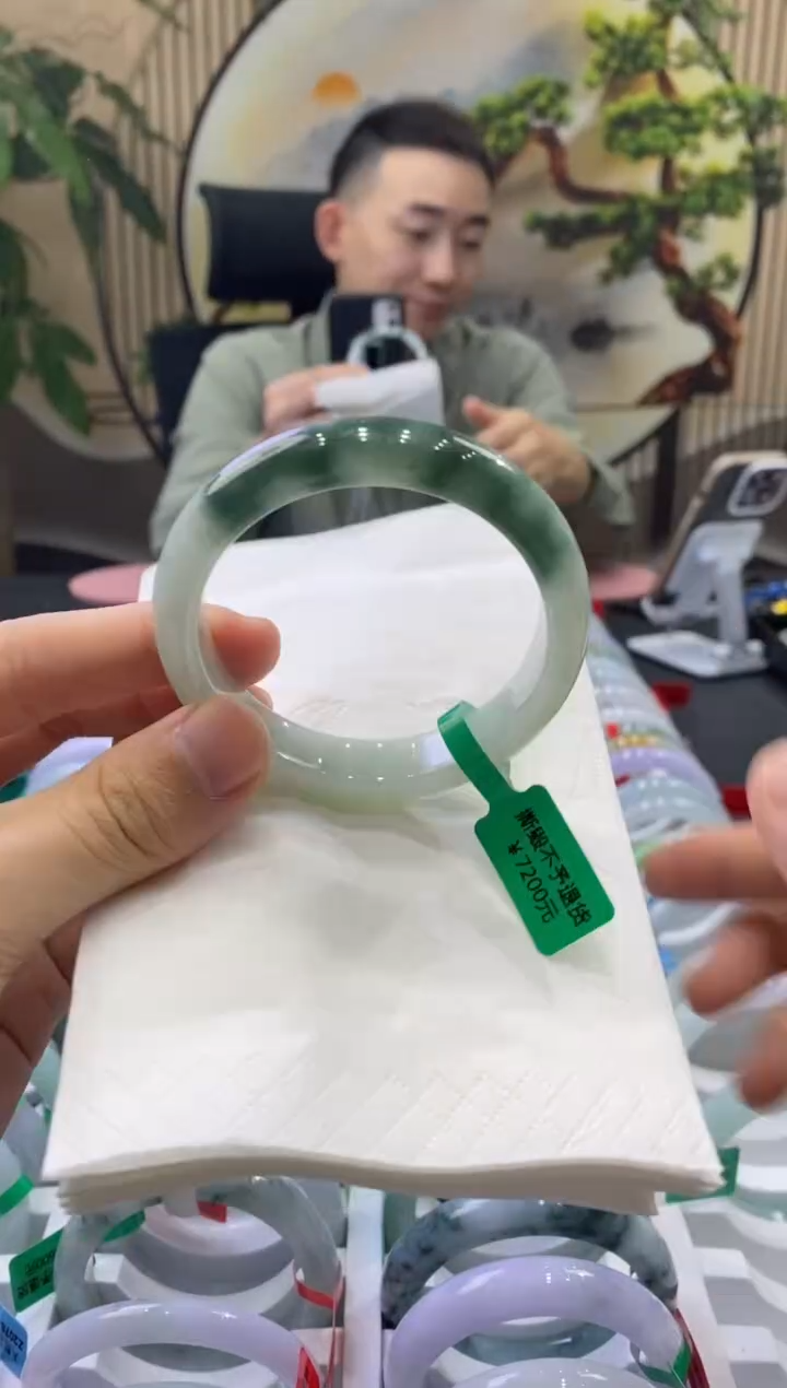 未镶嵌手镯翡翠3719