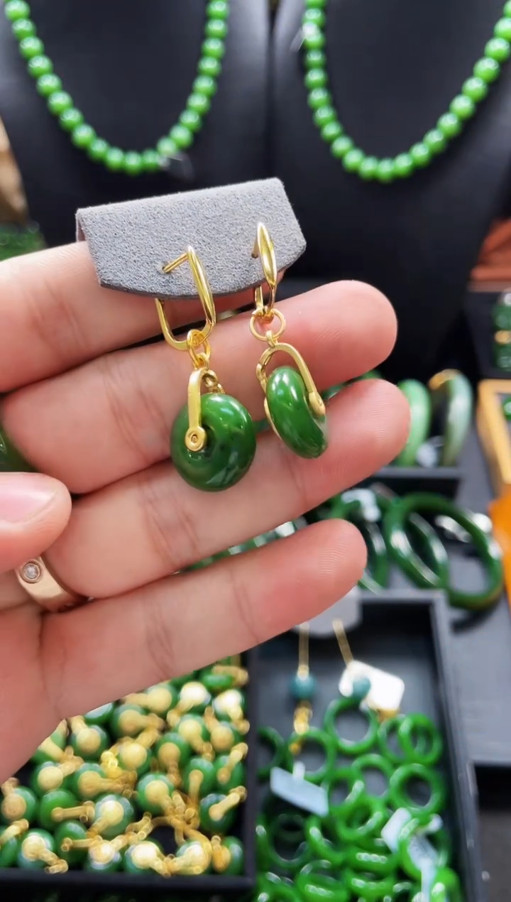 【闪购商品】和田玉吊坠未镶嵌多样性发一