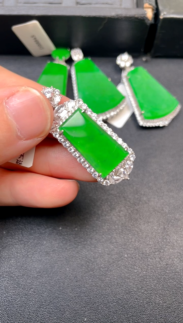 吊坠(不含链)银S925镶嵌翡翠吊坠