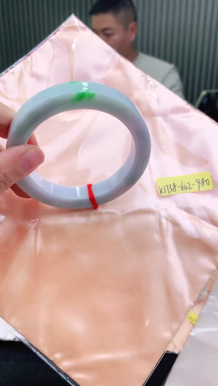 未镶嵌手镯翡翠60