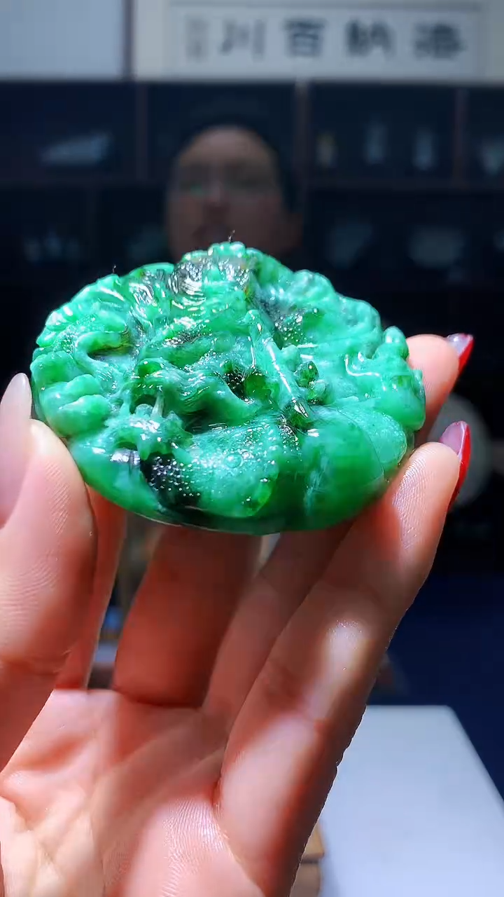 【闪购商品】定制翡翠未镶嵌1080hm-毛货挂件