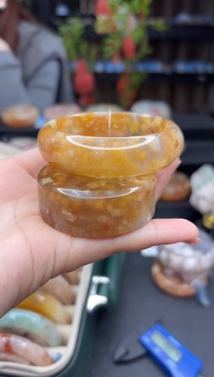 【闪购商品】石英质玉手镯未镶嵌52（56圈赠送镯心）