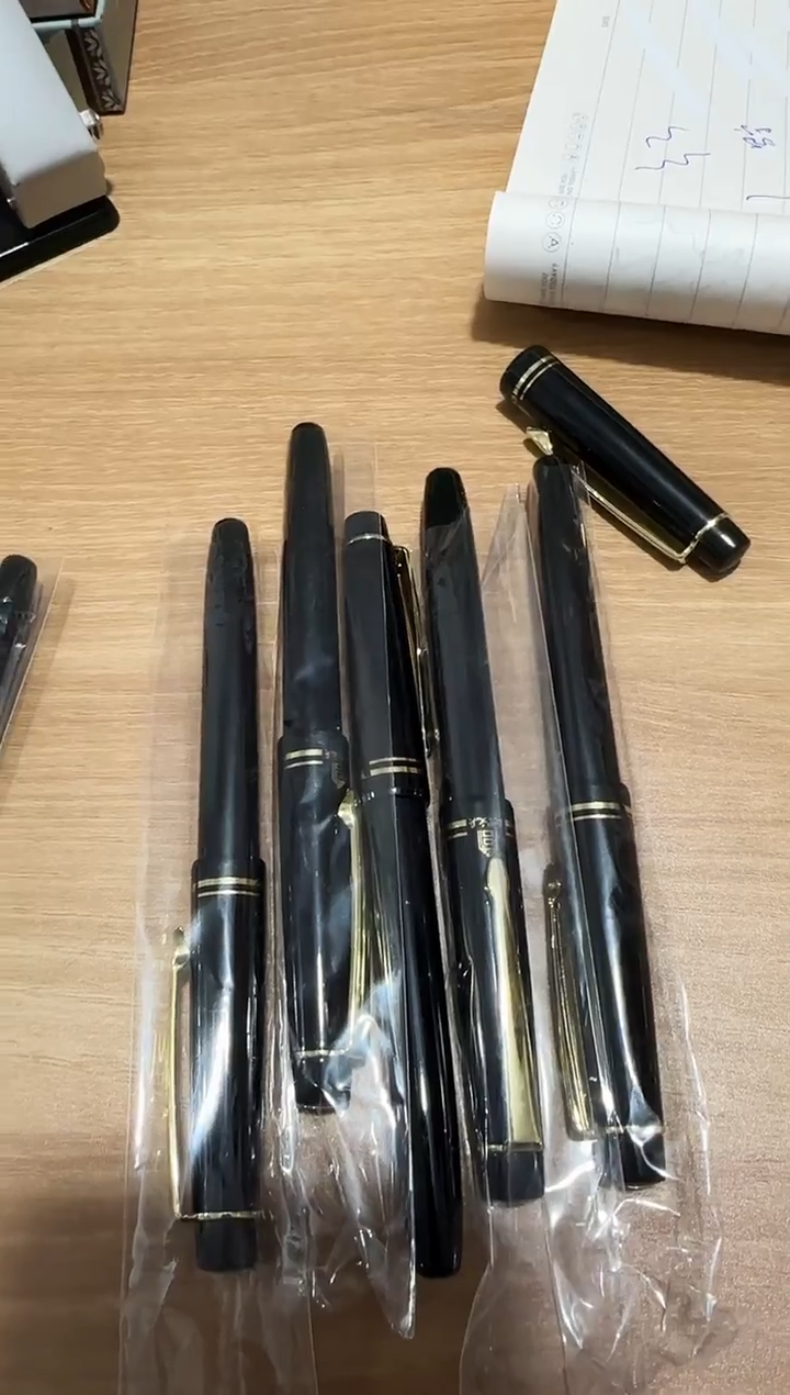 贝发-小毛笔5支 没有盒装