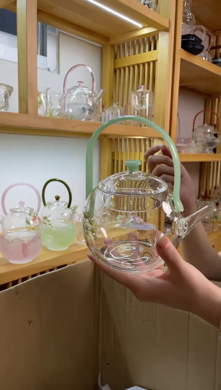 遇器抱月壶绿把梨花白燕