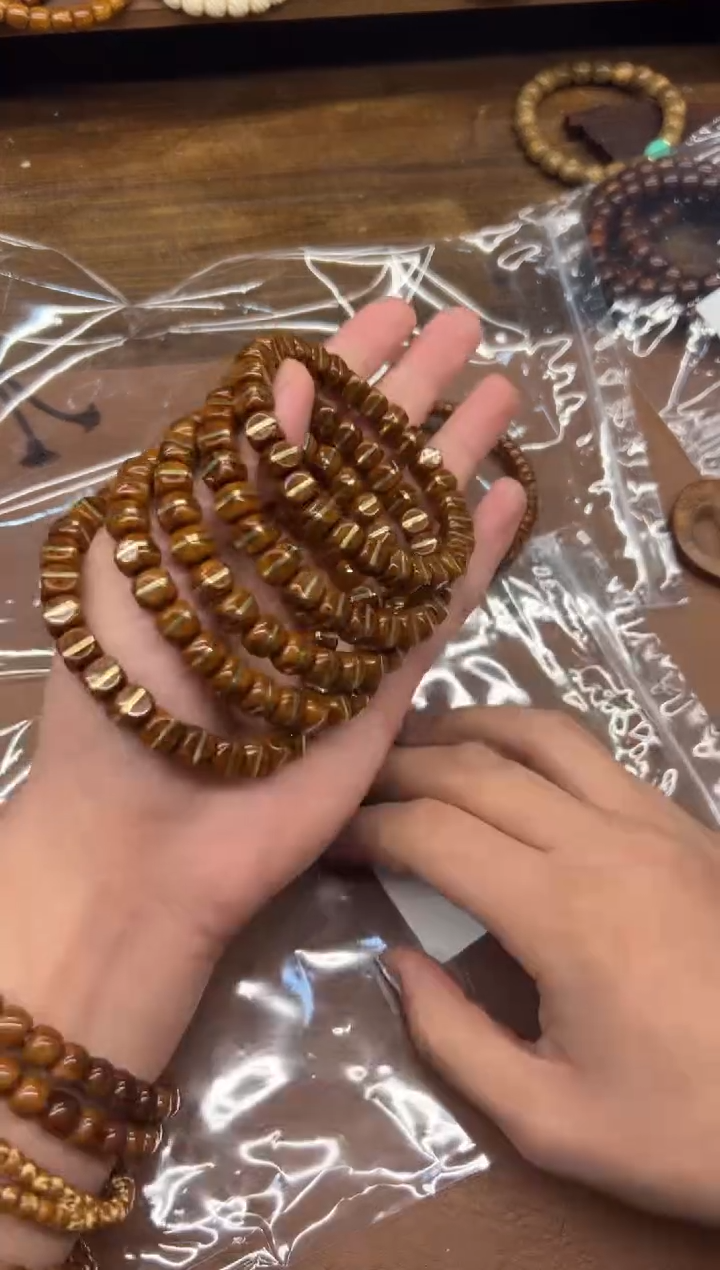 手串紫金鼠A961 实心一线天六方