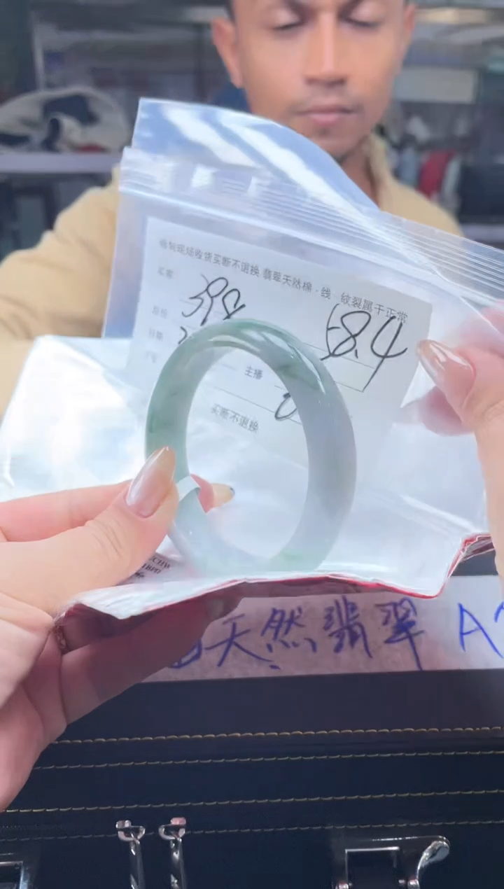 【闪购商品】定制翡翠手镯未镶嵌毛货手镯需精细抛光/58+