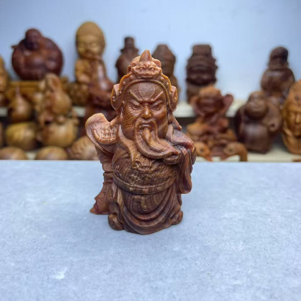 崖柏木雕关公，一物一拍