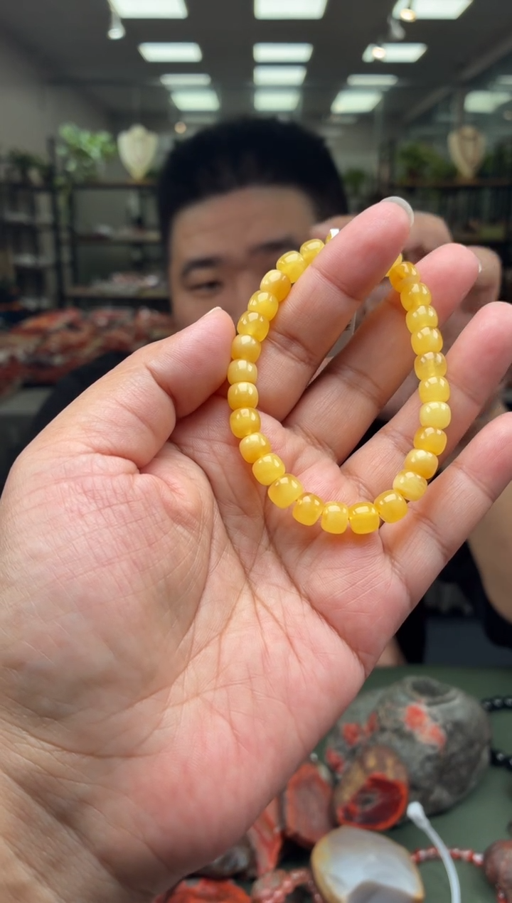 手串蜜蜡未镶嵌单圈手串一条约7mm多样性发货