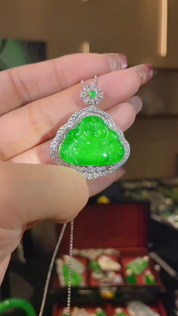 【闪购商品】翡翠吊坠(不含链)银S925镶嵌天然翡翠A货