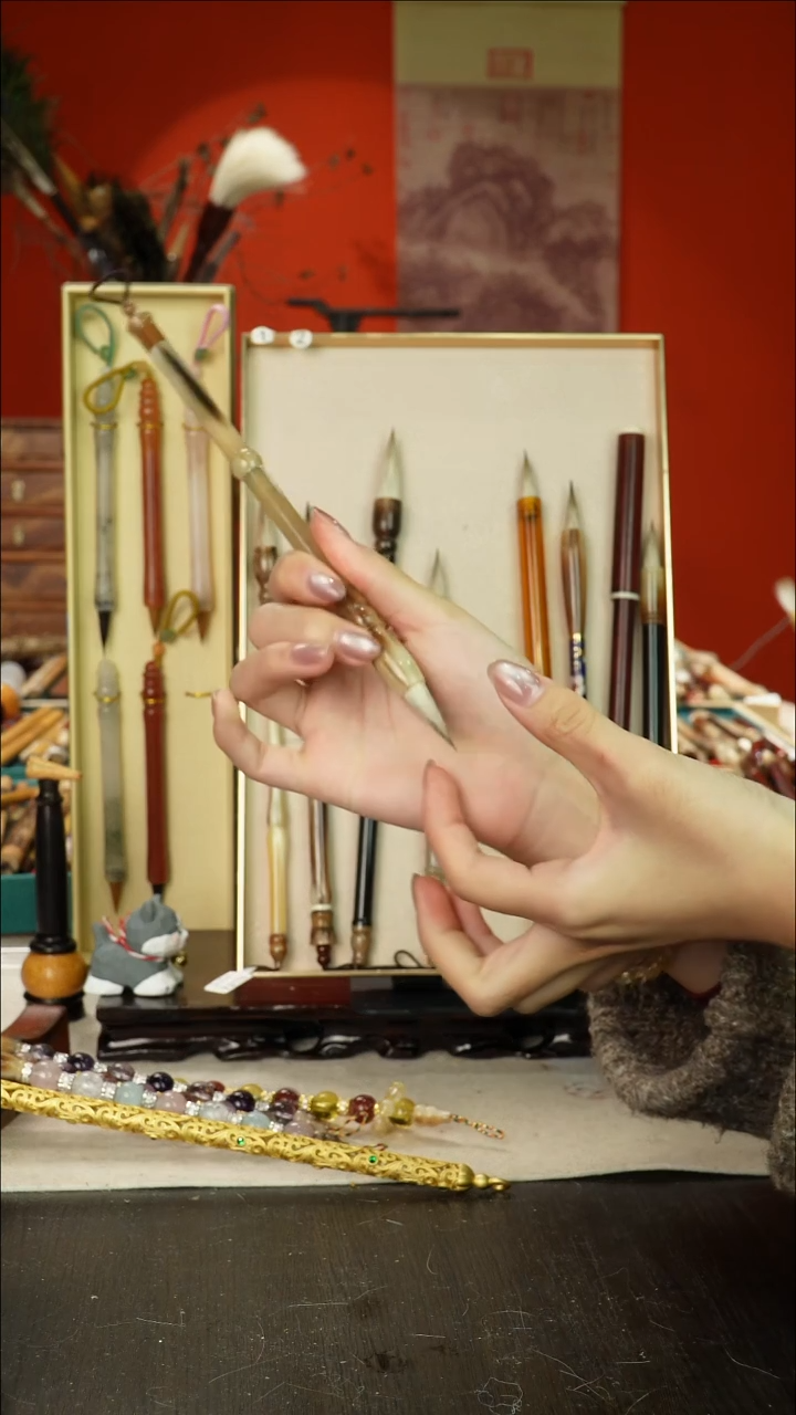 107号闪孤品高货毛笔链接 清水试笔 蘸墨不退