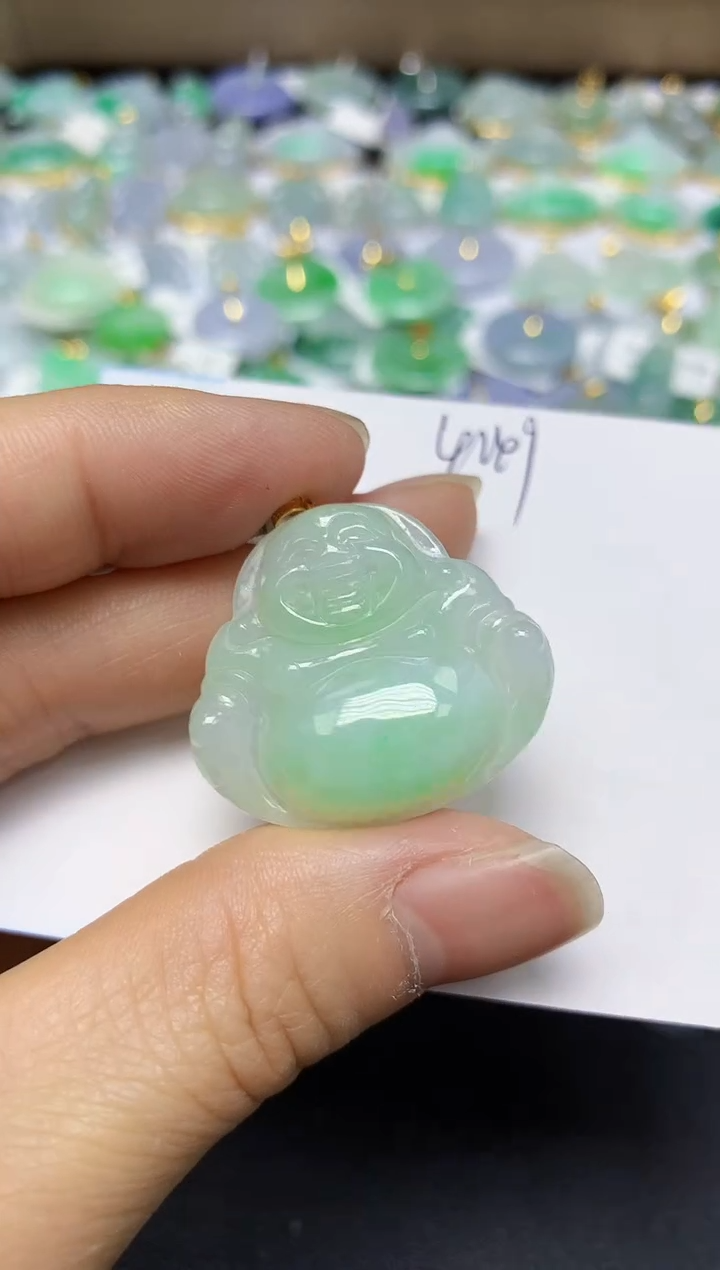 翡翠18K金镶嵌颈饰 天然翡翠A货