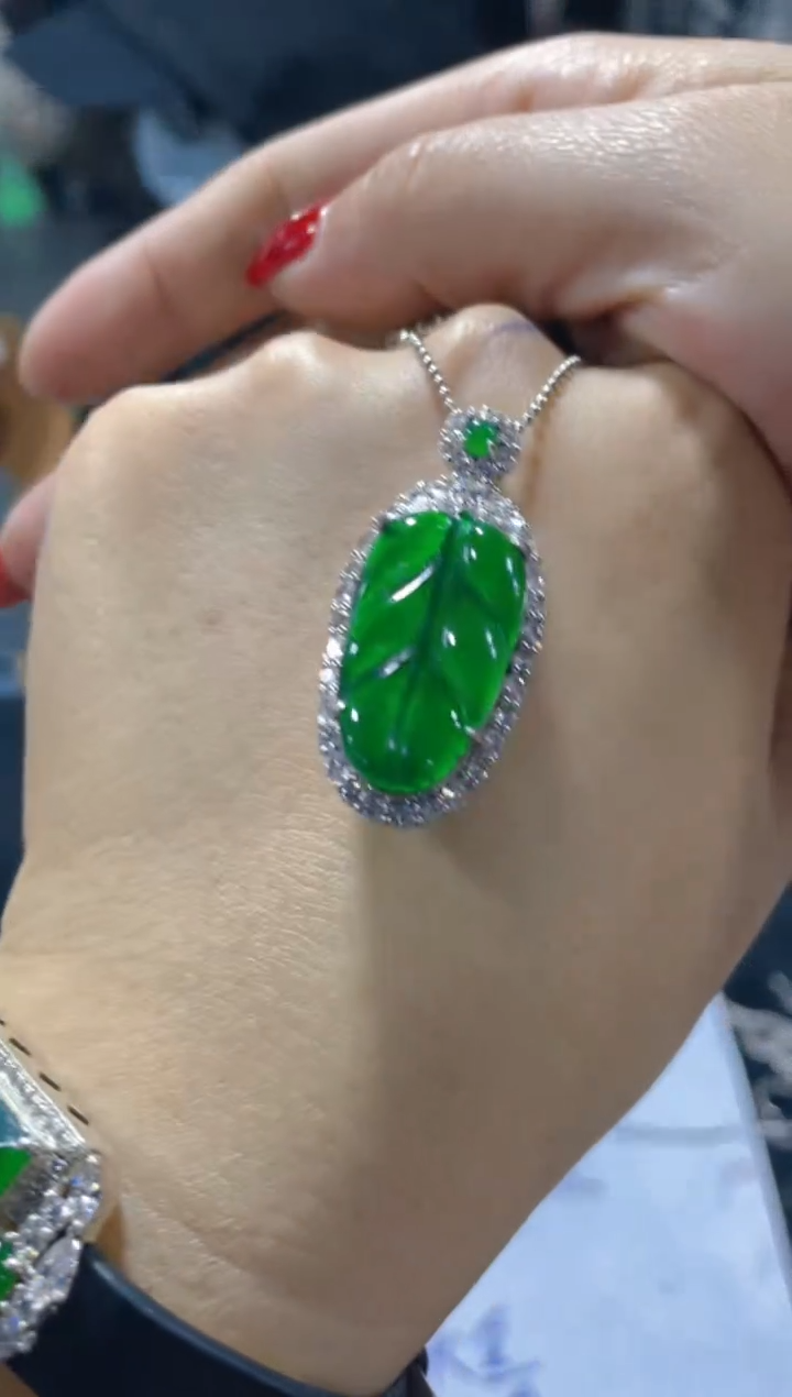 【闪购商品】定制翡翠未镶嵌天然A货翡翠多样性发货拍一发一