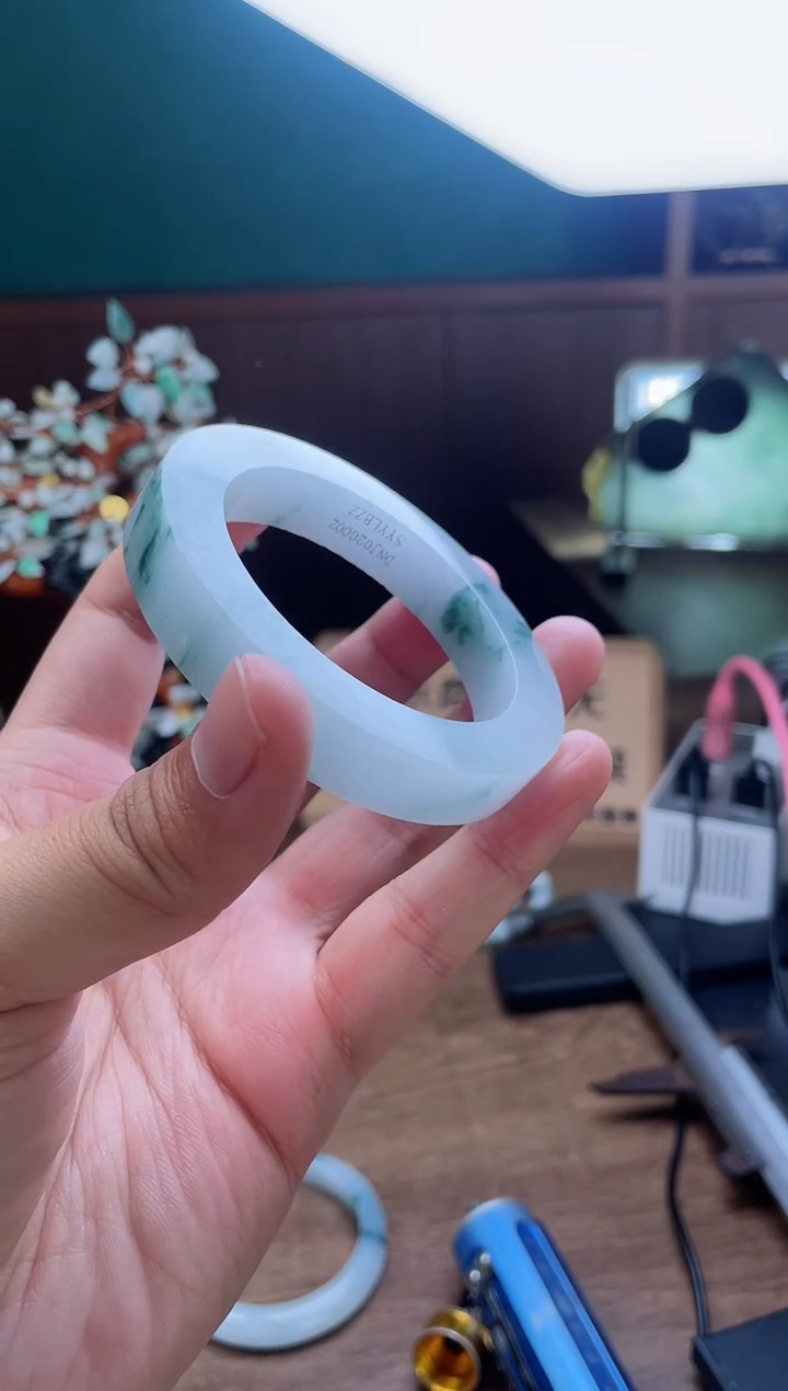 【闪购商品】定制翡翠手镯未镶嵌定制