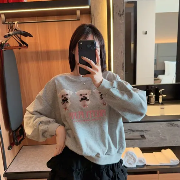 【张静芝】立体蝴蝶结可爱卡通狗狗字母印花洋气女生灰色卫衣