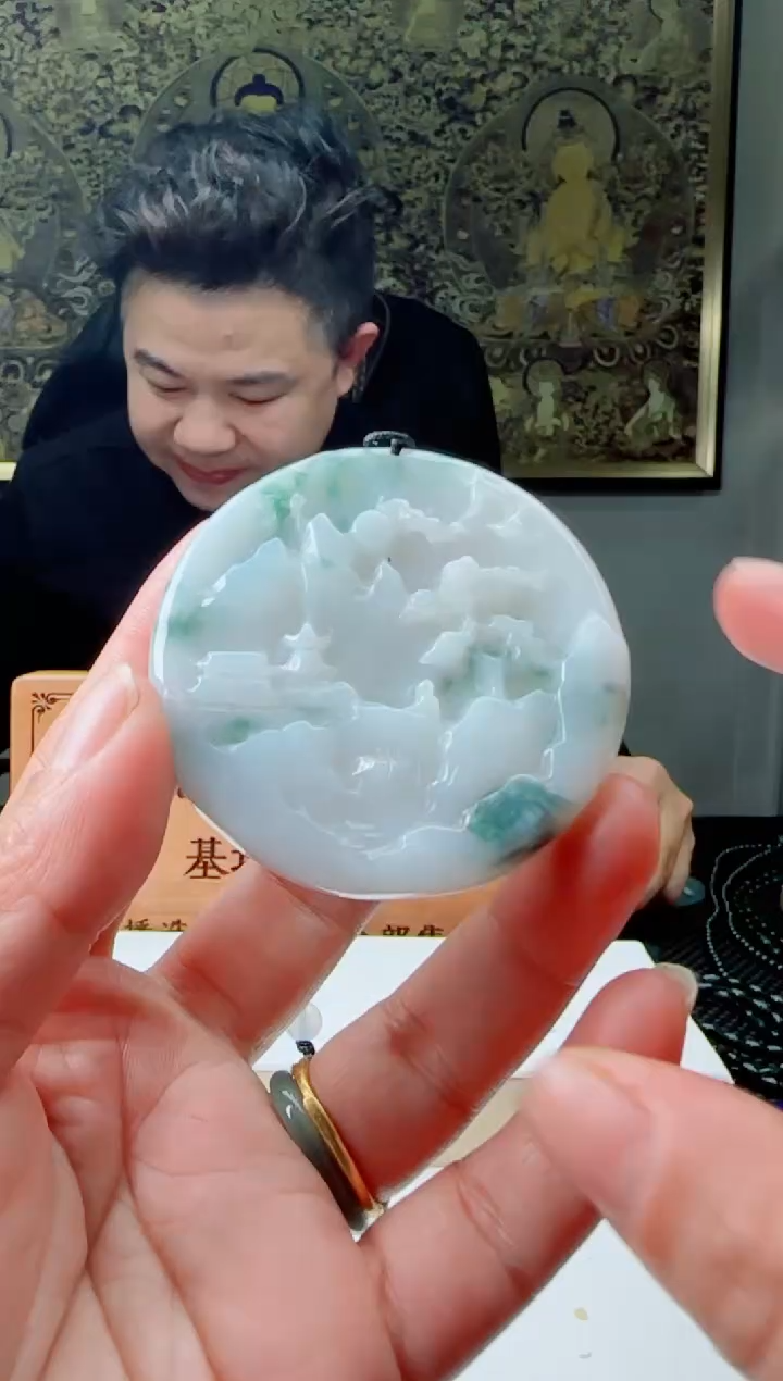 【闪购商品】翡翠颈饰未镶嵌11111111