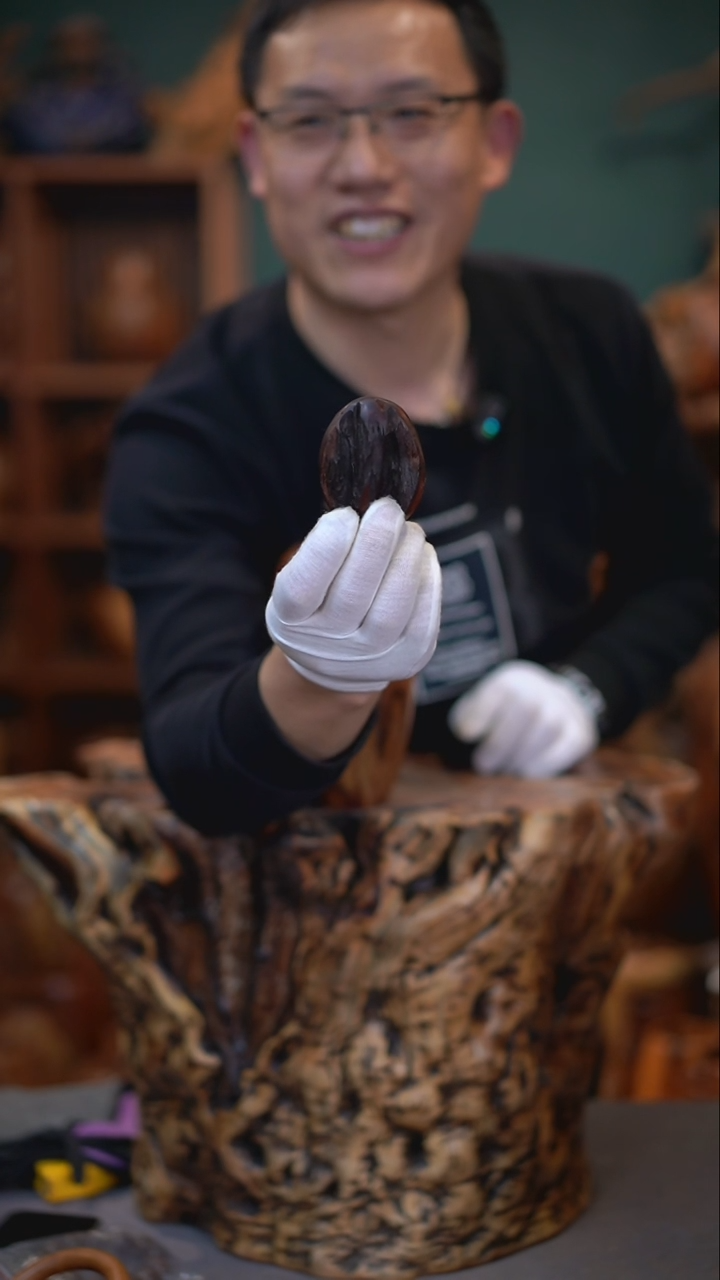 【闪购商品】枣木雷击枣木雷晶手把件