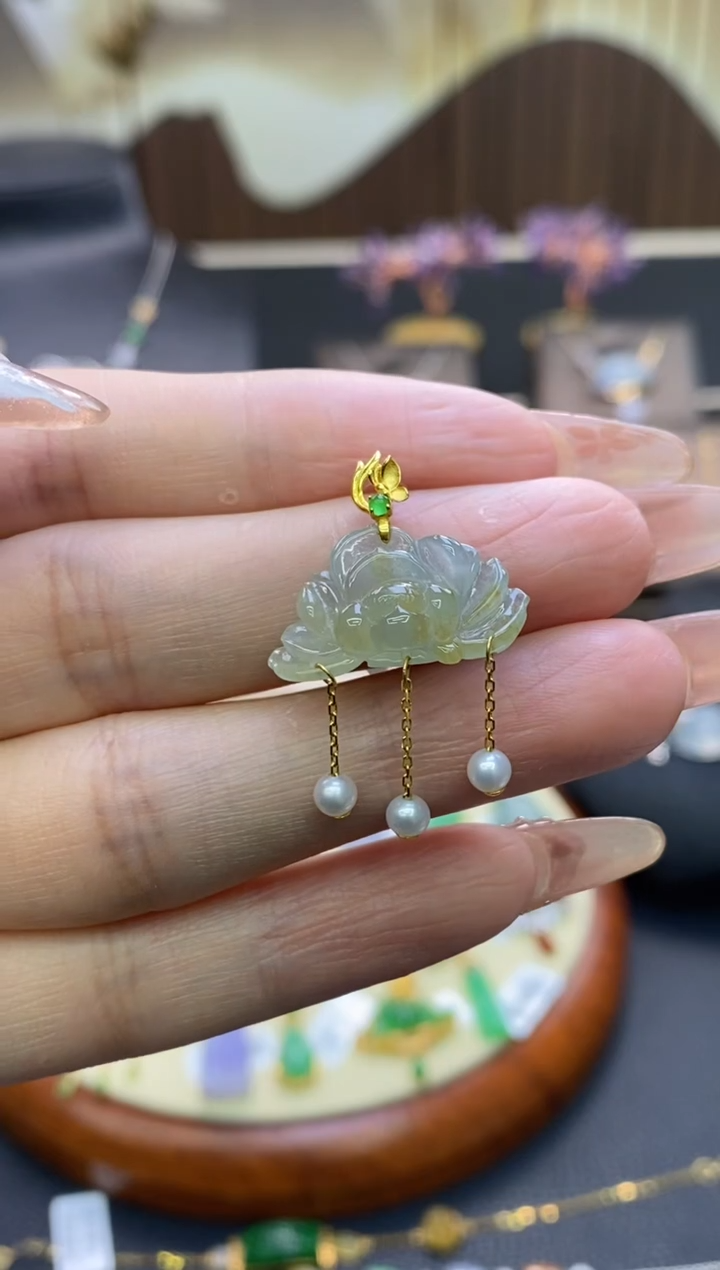 【闪购商品】翡翠颈饰18K金镶嵌净货12317