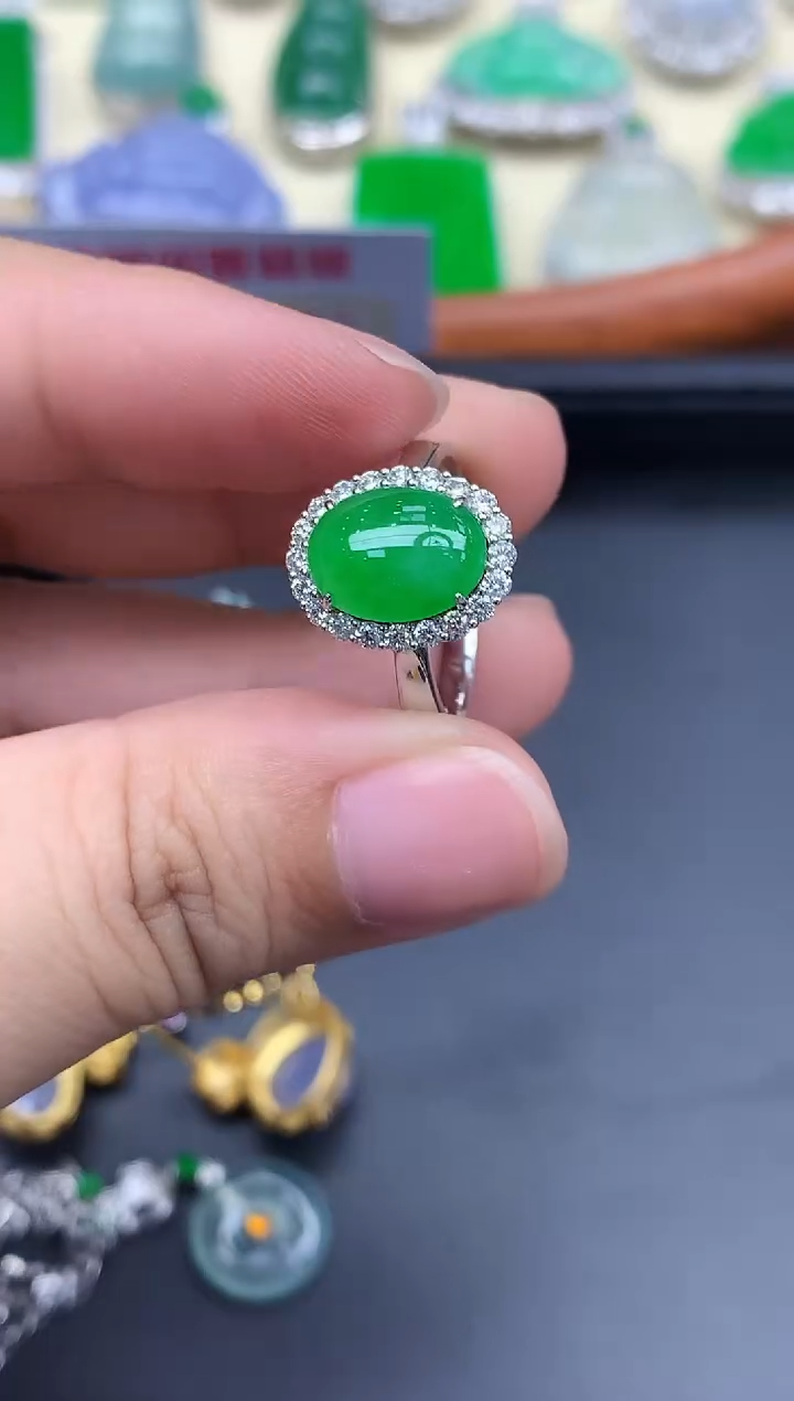 18K金镶嵌戒指翡翠488-中国好珍宝