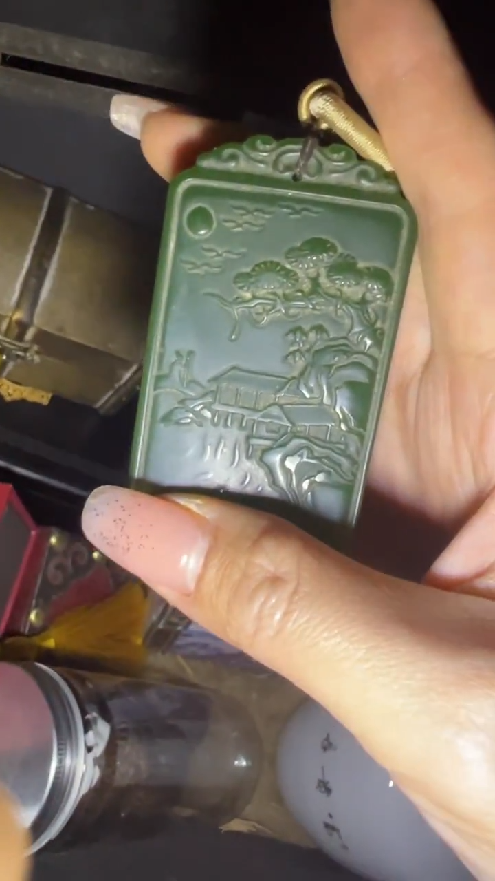 未镶嵌和田玉（碧玉）把件闪购高端商品链接随手拍