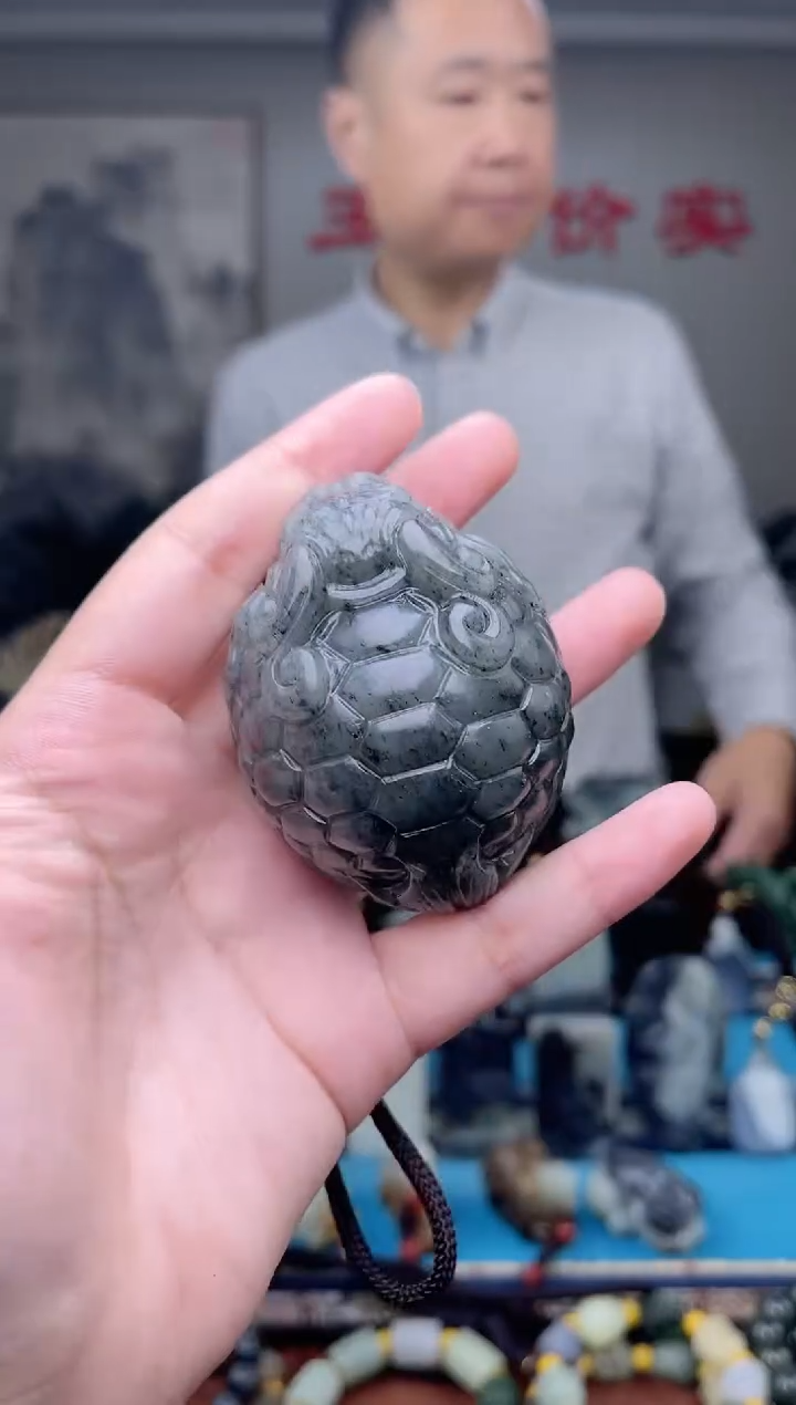 未镶嵌和田玉挂件1