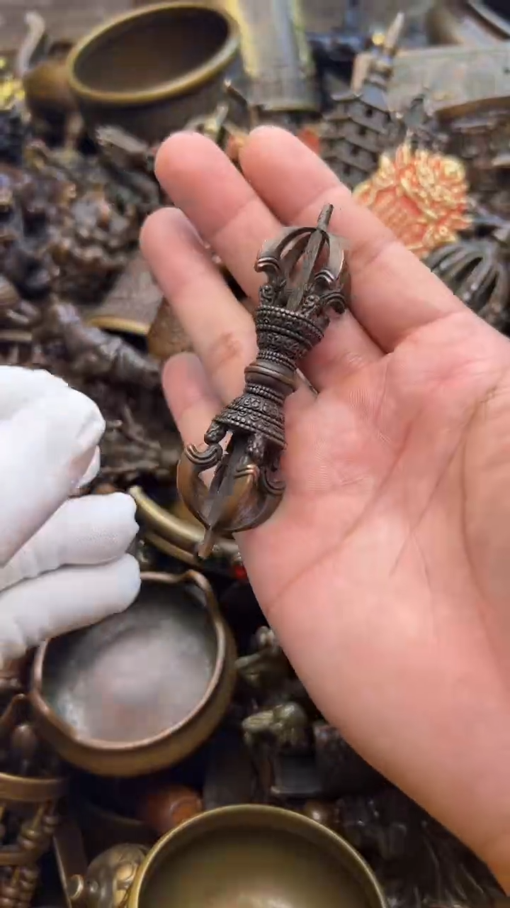 精美铜器，点击下单