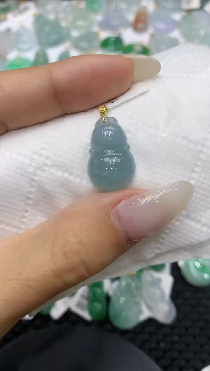 颈饰18K金镶嵌翡翠111111111111