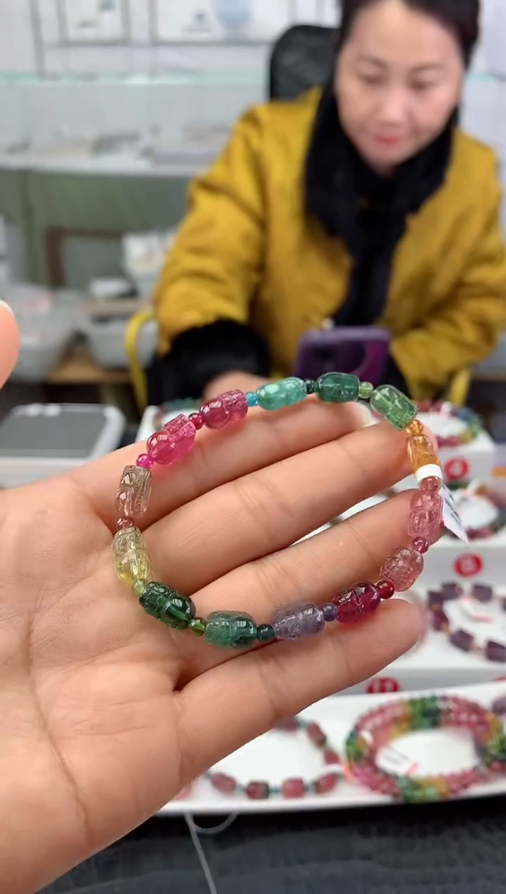 未镶嵌手串碧玺 多样性发一条