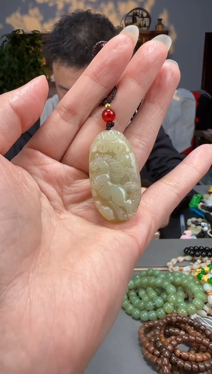 【闪购商品】和田玉颈饰未镶嵌拍一发一多样性发货