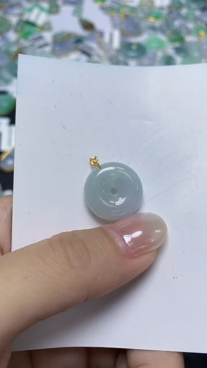 翡翠未镶嵌颈饰天然缅甸翡翠A货