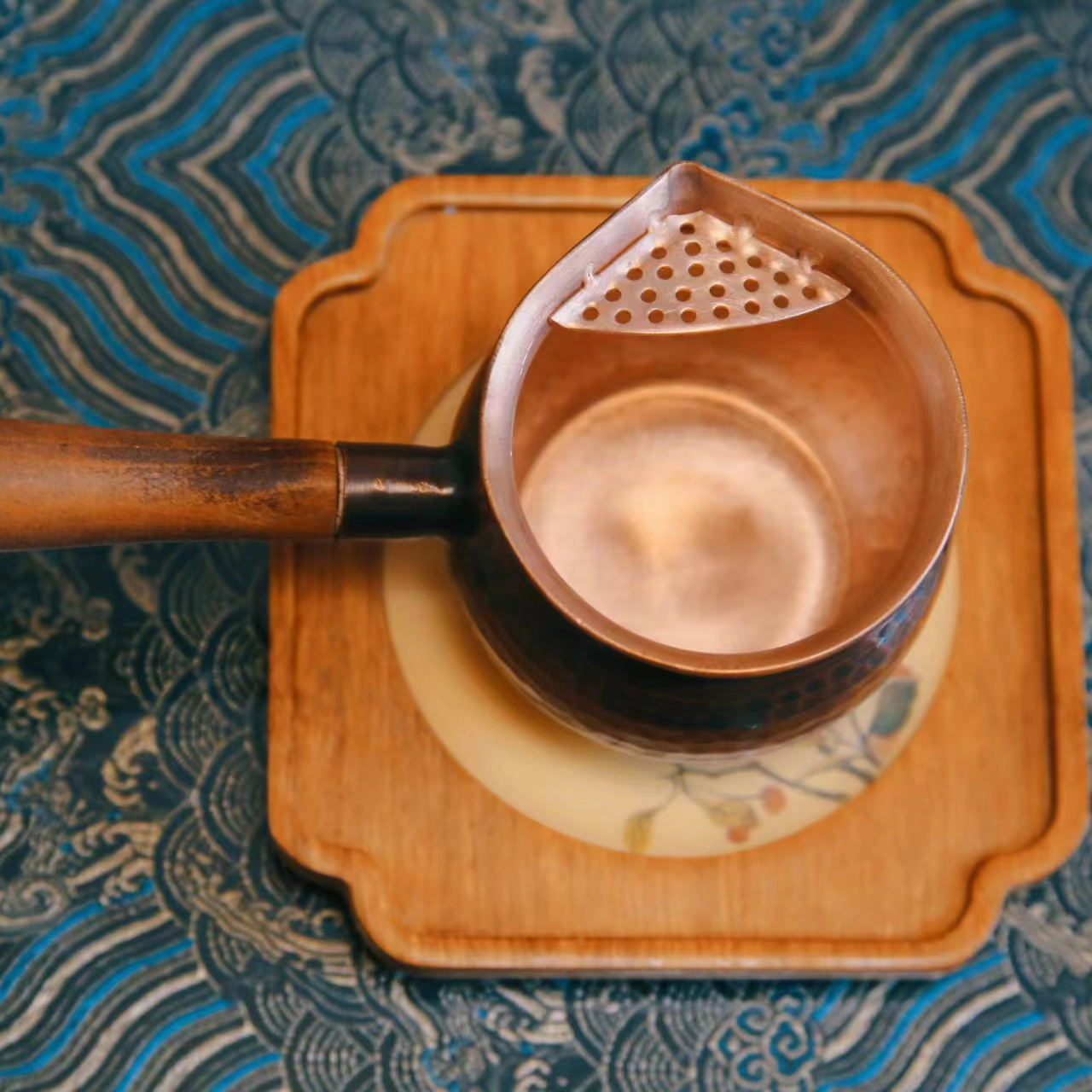 300ML陶瓷防烫创意滤网罐公道杯隔热家用