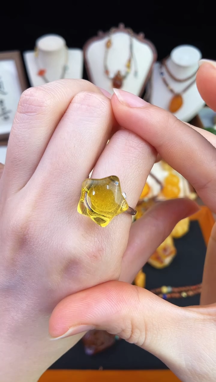 琥珀未镶嵌珠宝奇石柒月