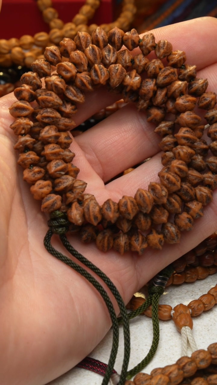 柏香籽/百香籽手串横打飞碟7.5mm