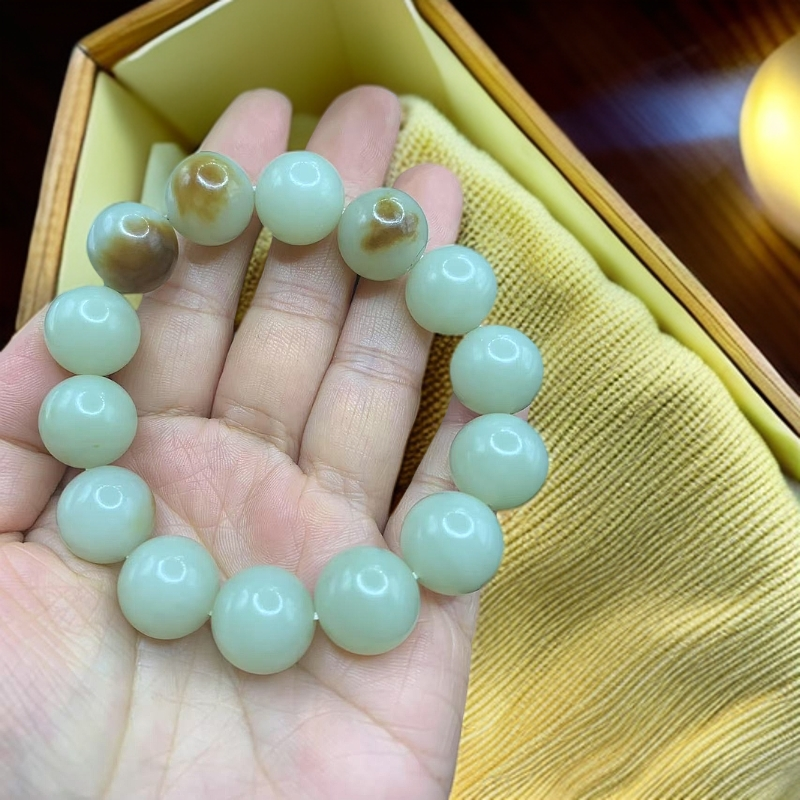 【琪玉轩】精品时尚和田玉手串