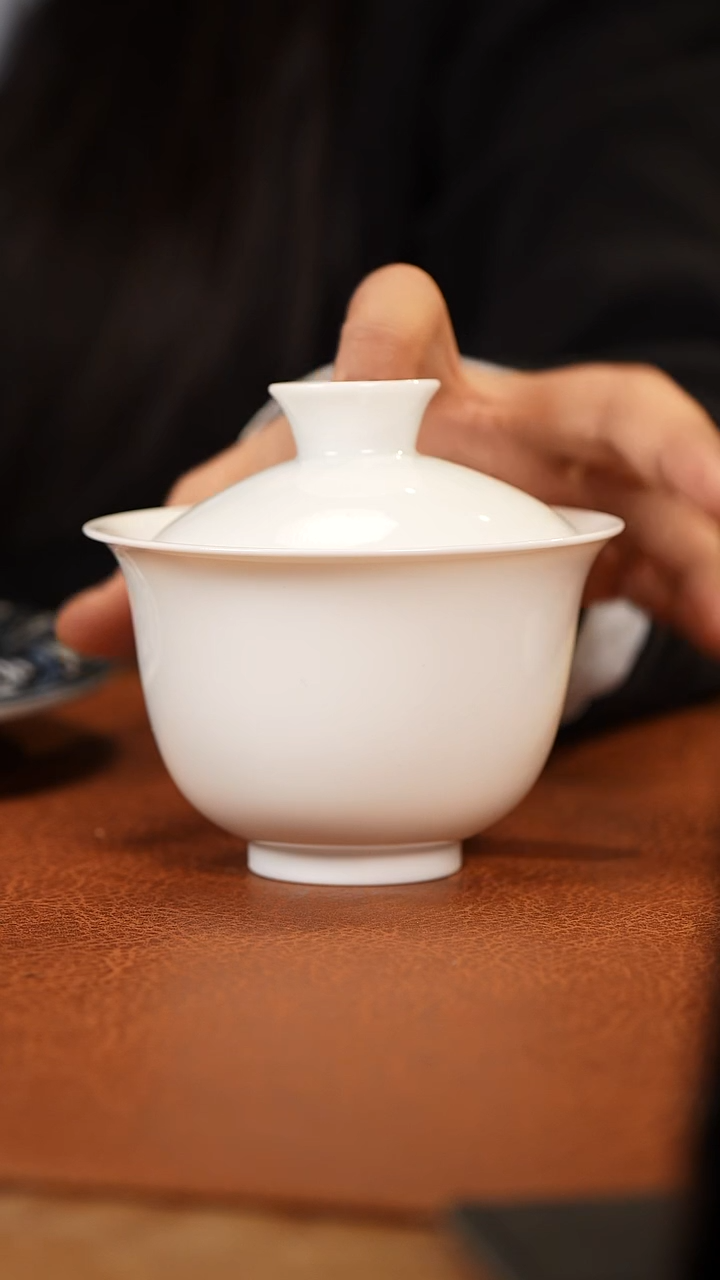 【闪购商品】杯景德镇高白泥白胎盖碗