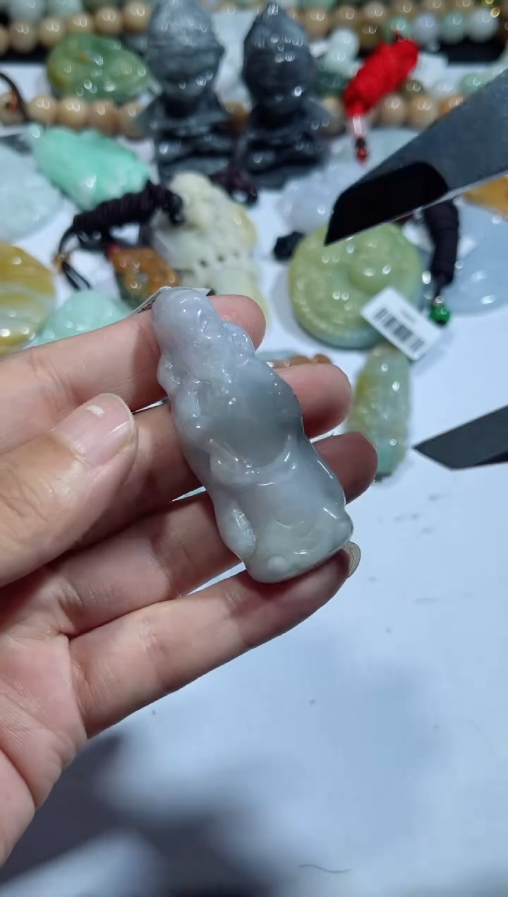 【闪购商品】翡翠颈饰未镶嵌00005954