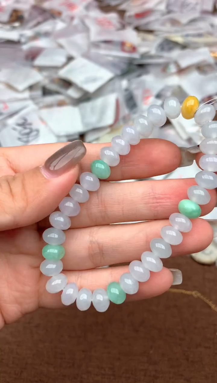 未镶嵌挂件翡翠—