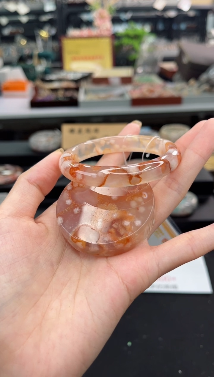 【闪购商品】石英质玉手镯未镶嵌55圈口（赠品镯心）677042
