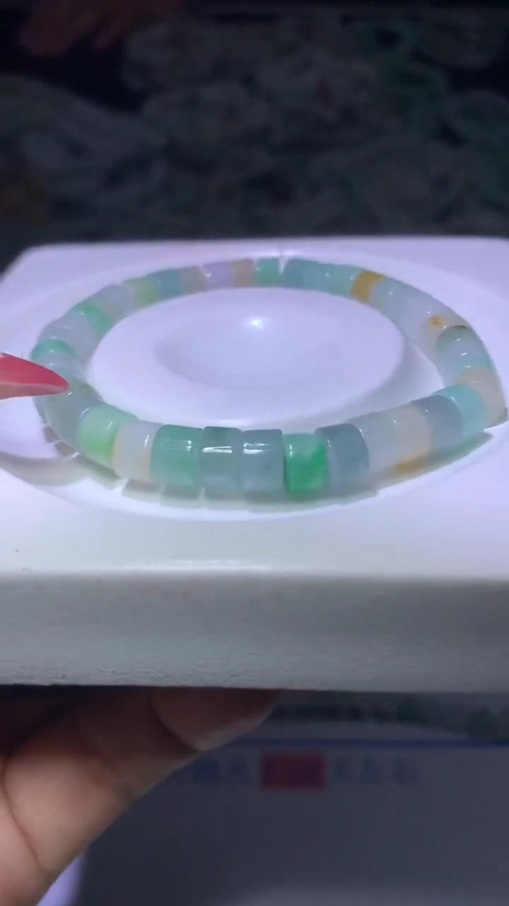 翡翠未镶嵌颈饰卓MXX038656