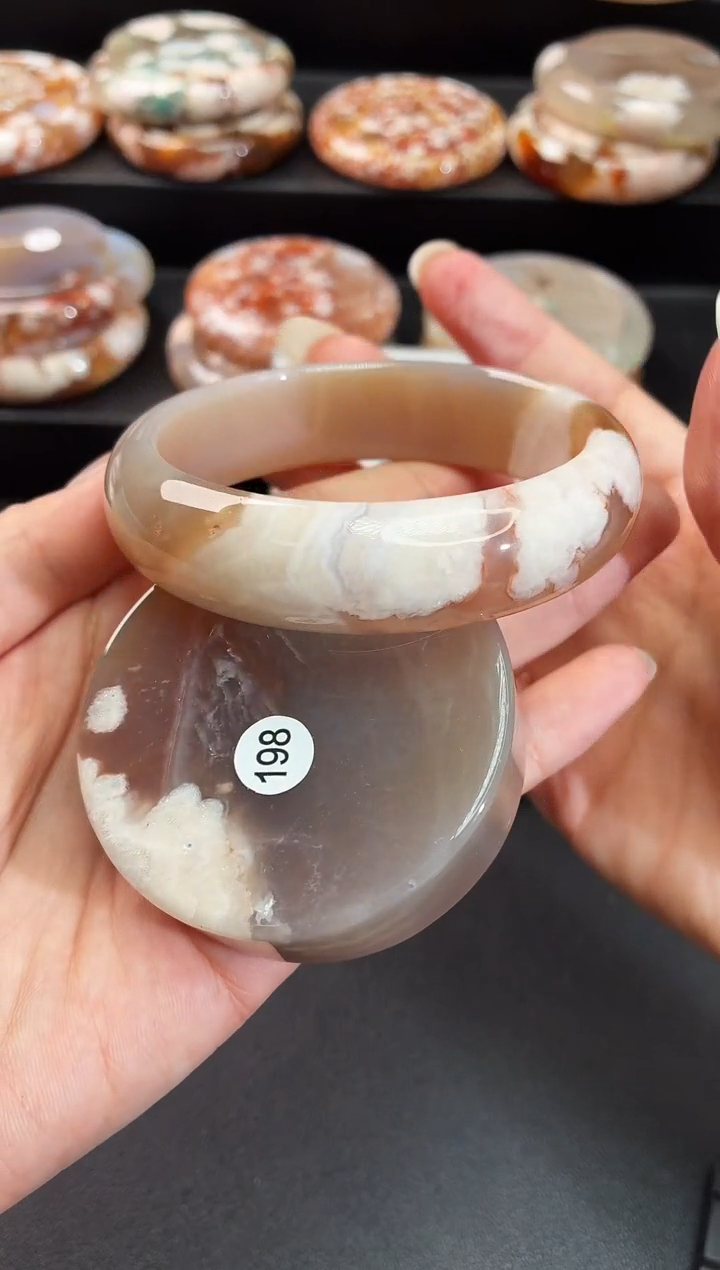 手镯玛瑙/玉髓未镶嵌石英质玉60圈59/60带(赠送镯心)