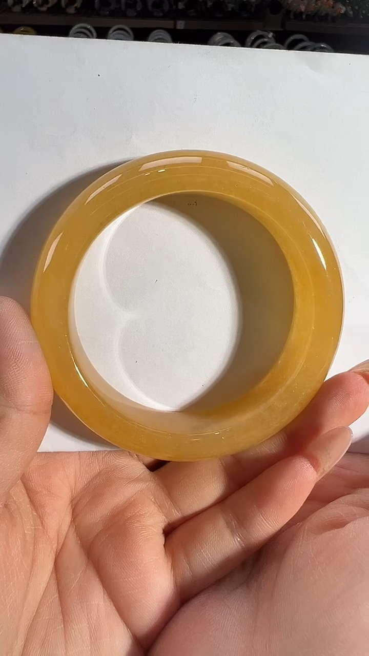 未镶嵌石英质玉（黄龙玉）手镯57圈口015