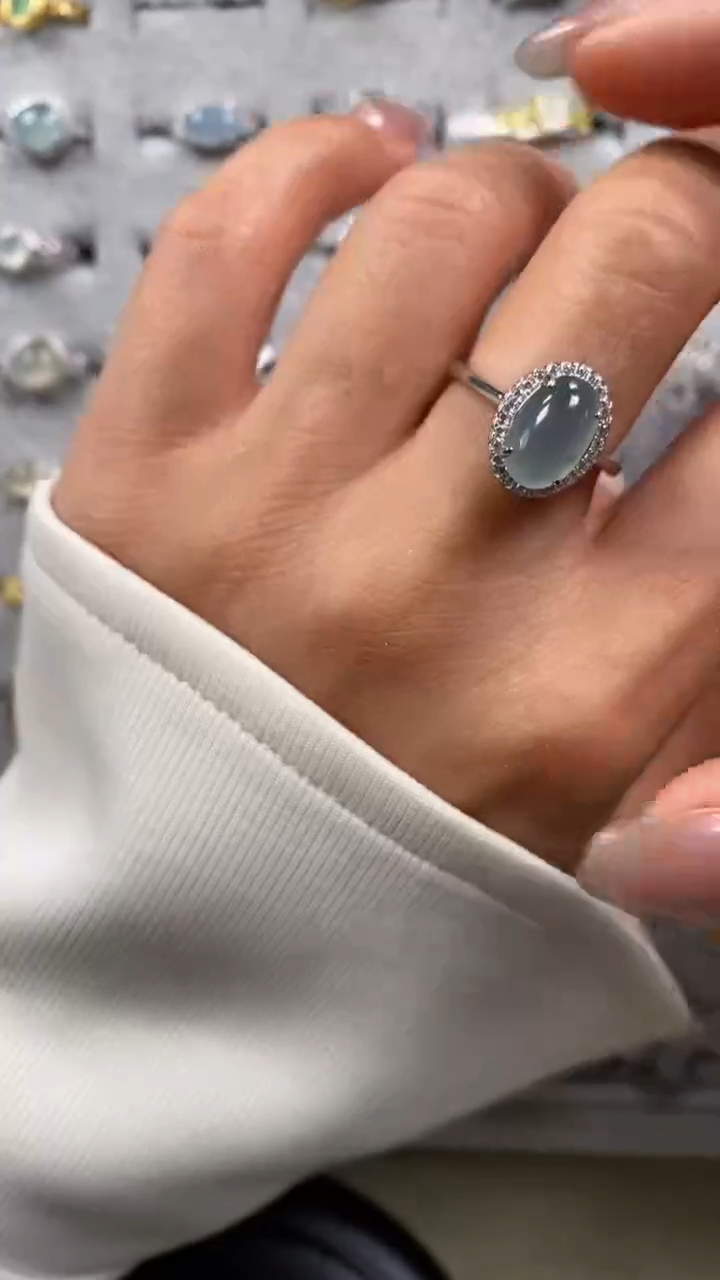 【闪购商品】翡翠戒指银S925镶嵌8233