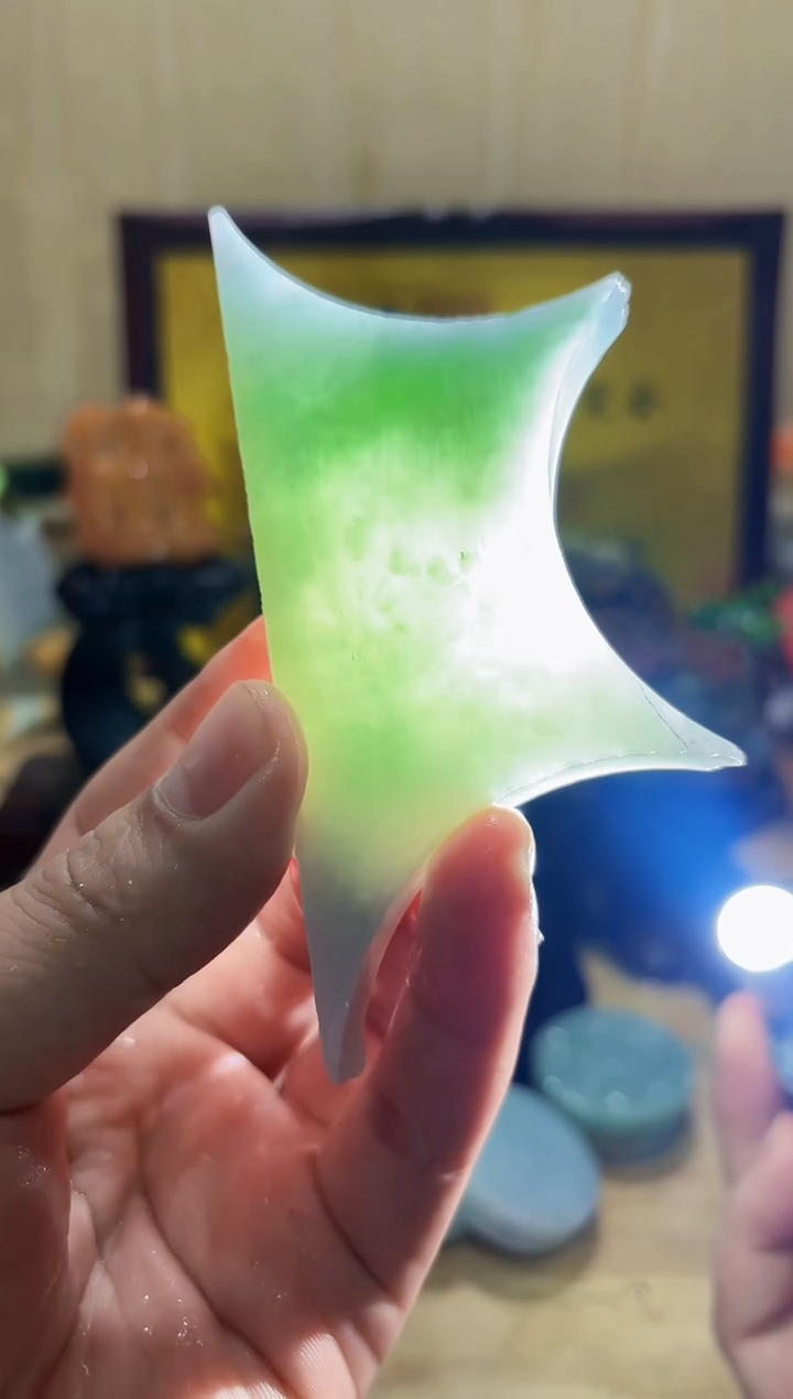 颈饰未镶嵌翡翠A货常星5192