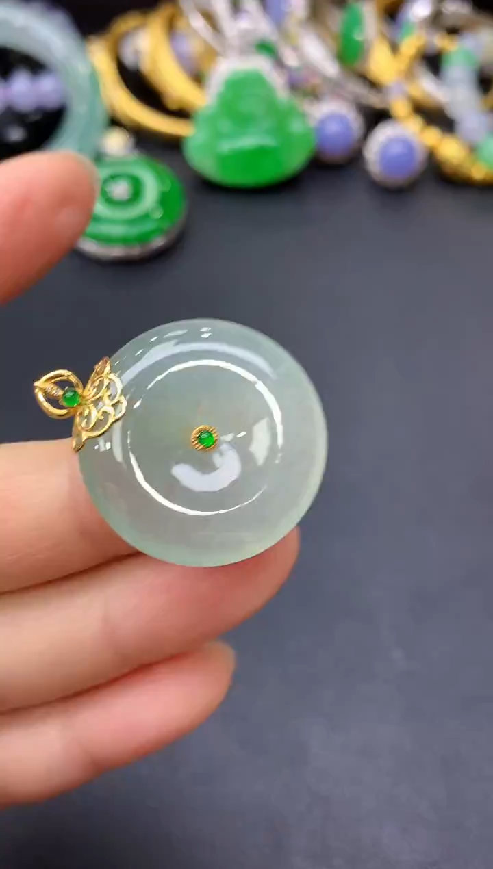 颈饰18K金镶嵌翡翠54-中国好珍宝